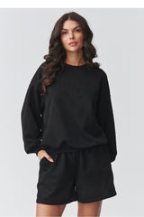 Oversized trousers