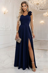 Fitted evening dress