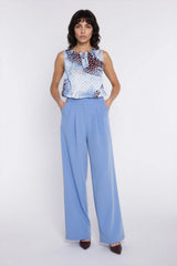 Fitted trousers