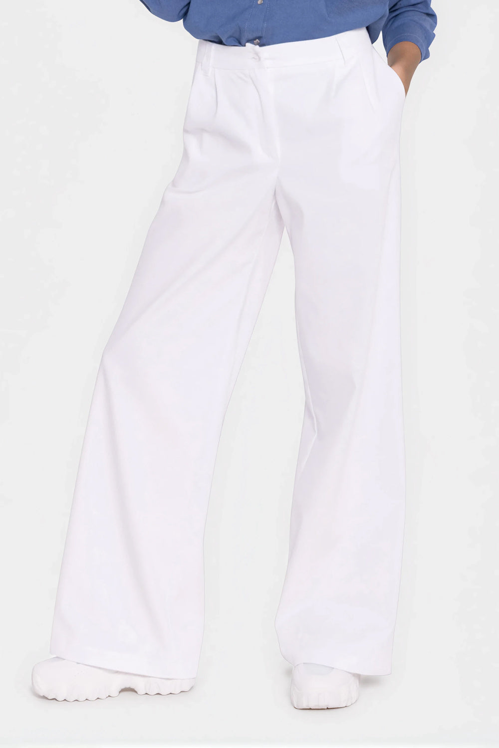 Denim trousers
