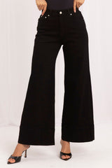 Wide-leg trousers