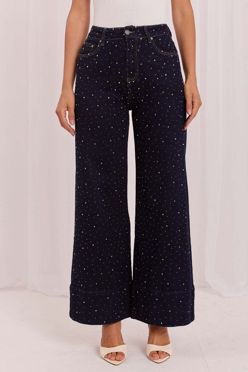 High-waist trousers