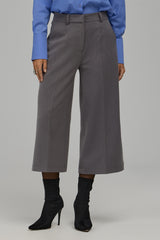 Cropped trousers