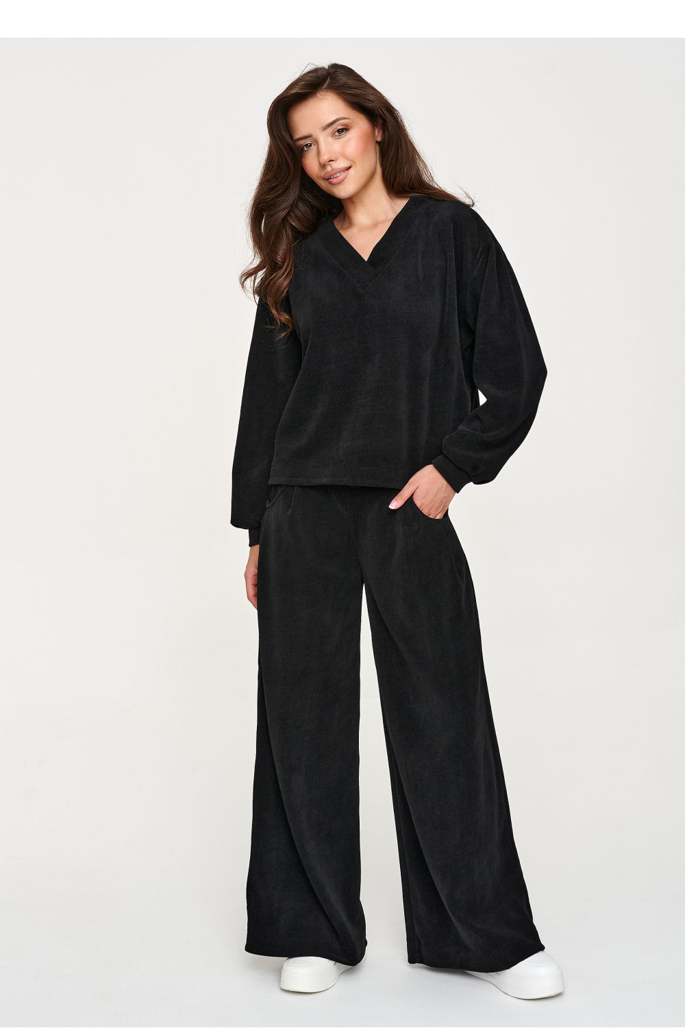 Elastic trousers