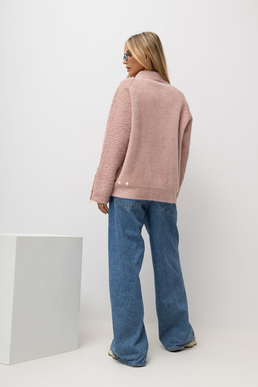 Pink long-sleeve pocket wool coat