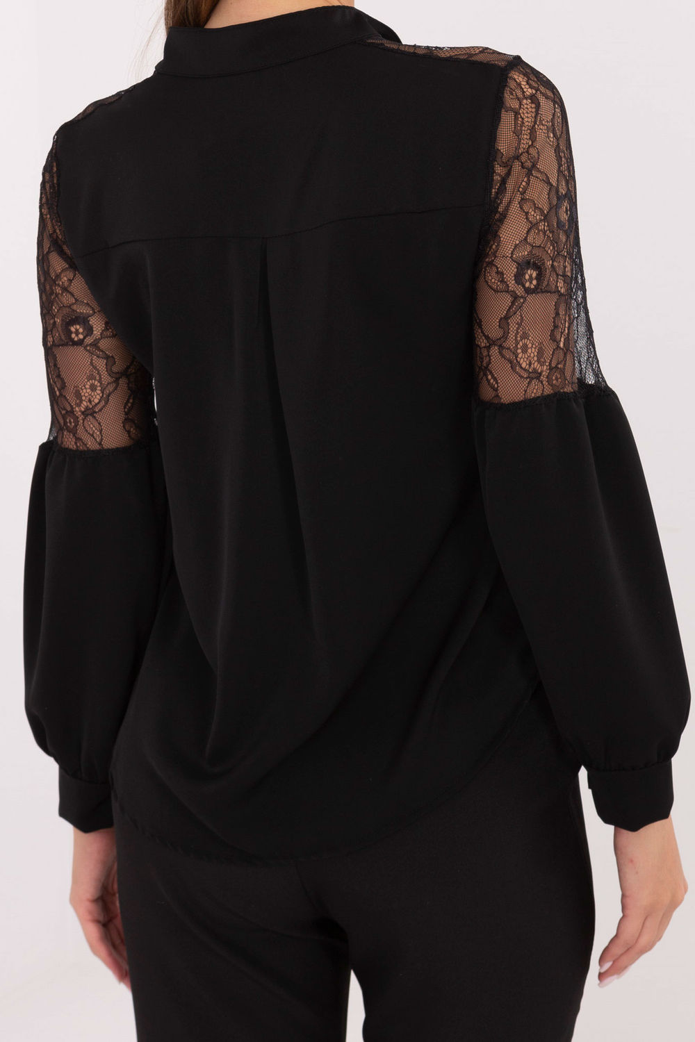 Long-sleeve lace shirt