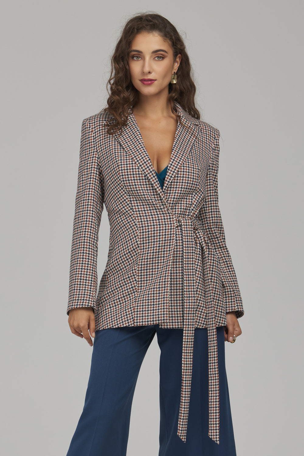 Grey buttoned elegant jacket