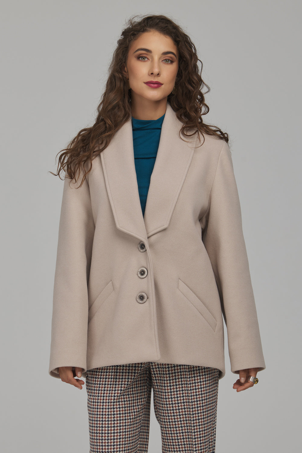 Polyester coat