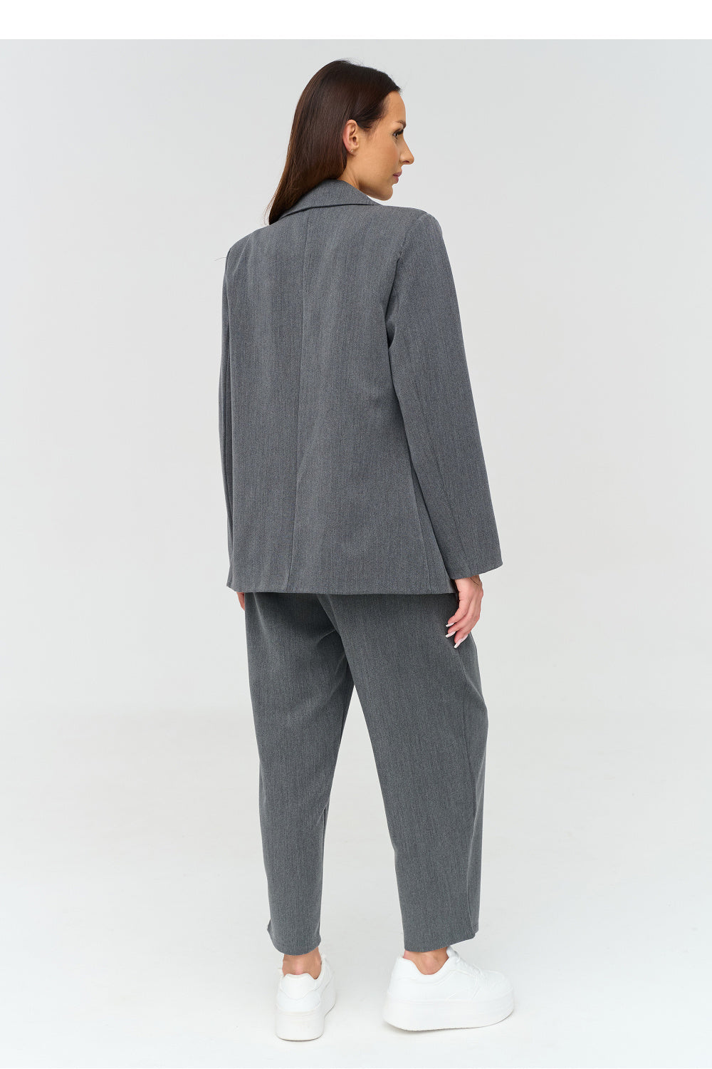 Grey elegant trousers