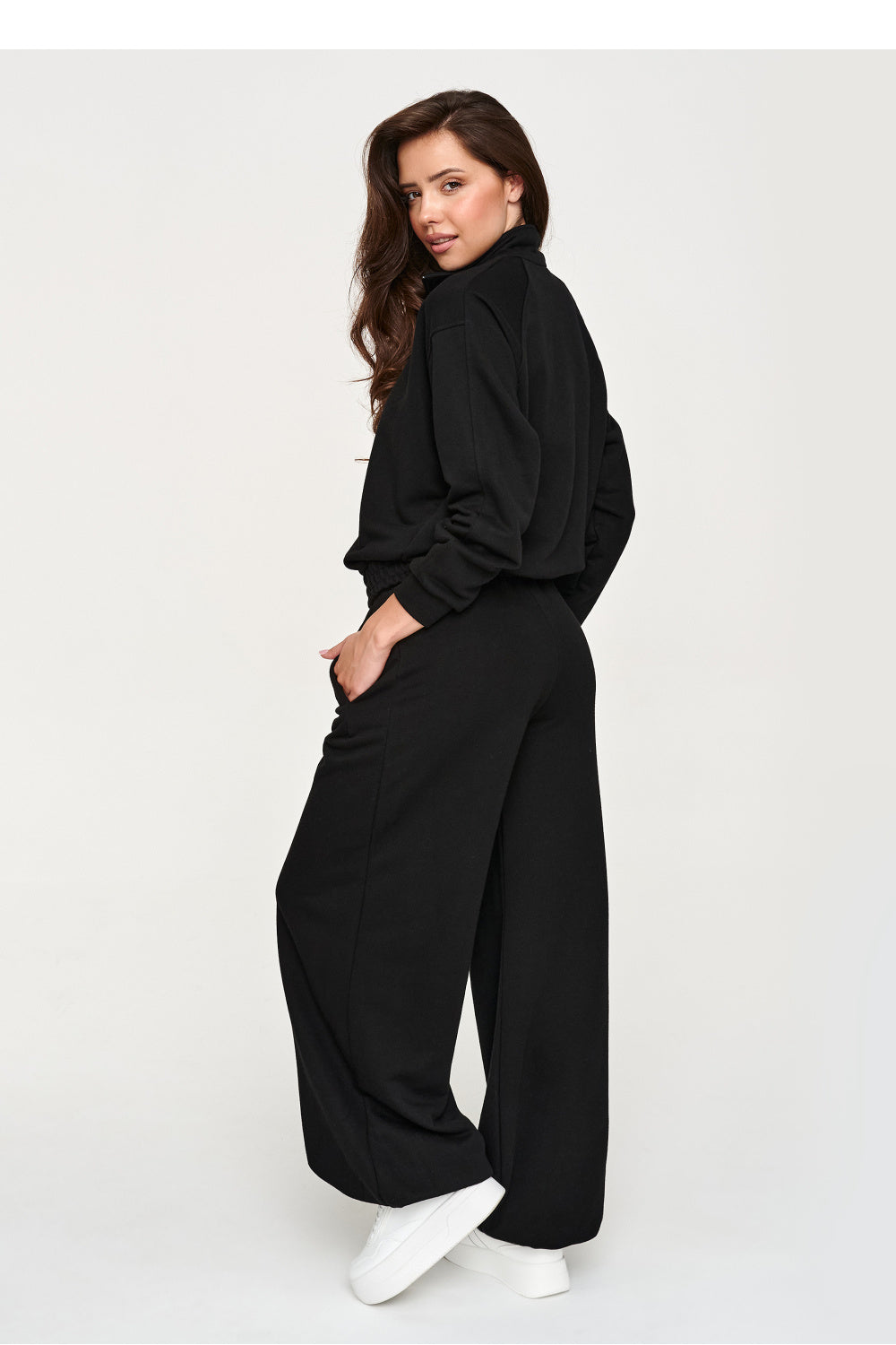 Black elastic-waist cotton trousers