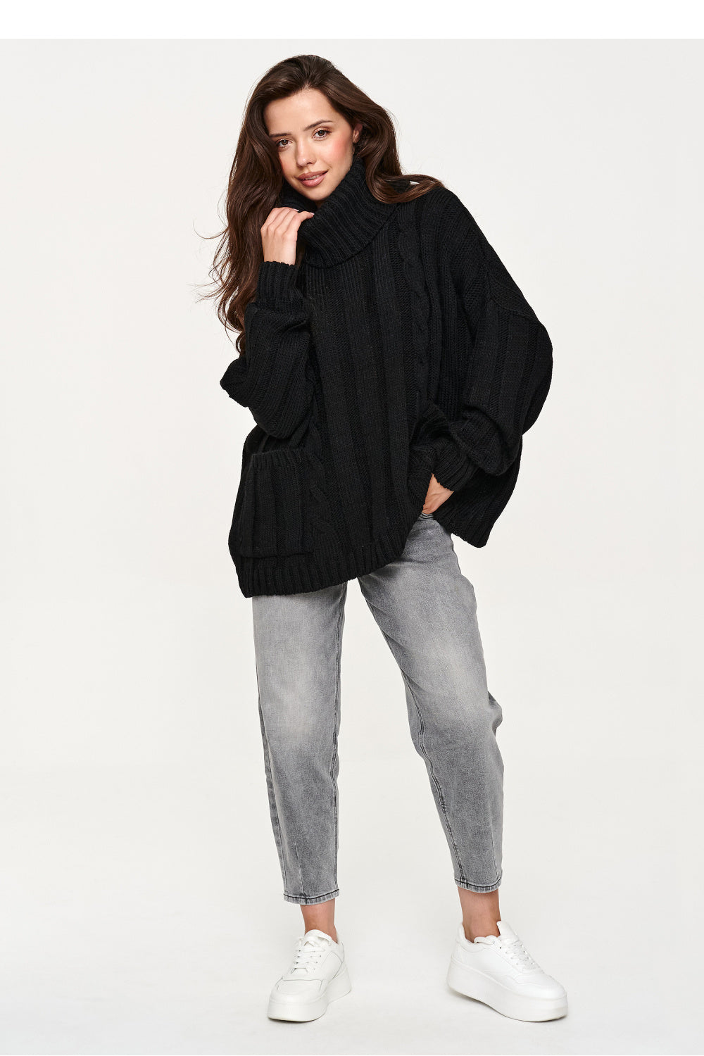 Black oversized jumper