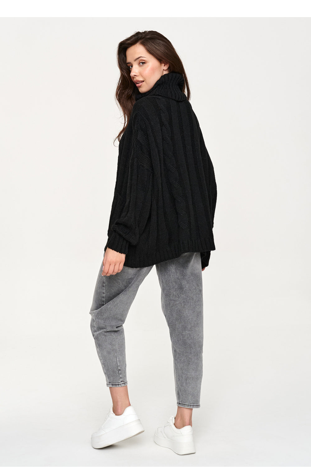 Black oversized jumper