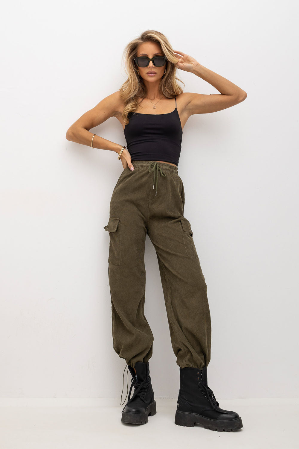 corduroy trousers Factory Price