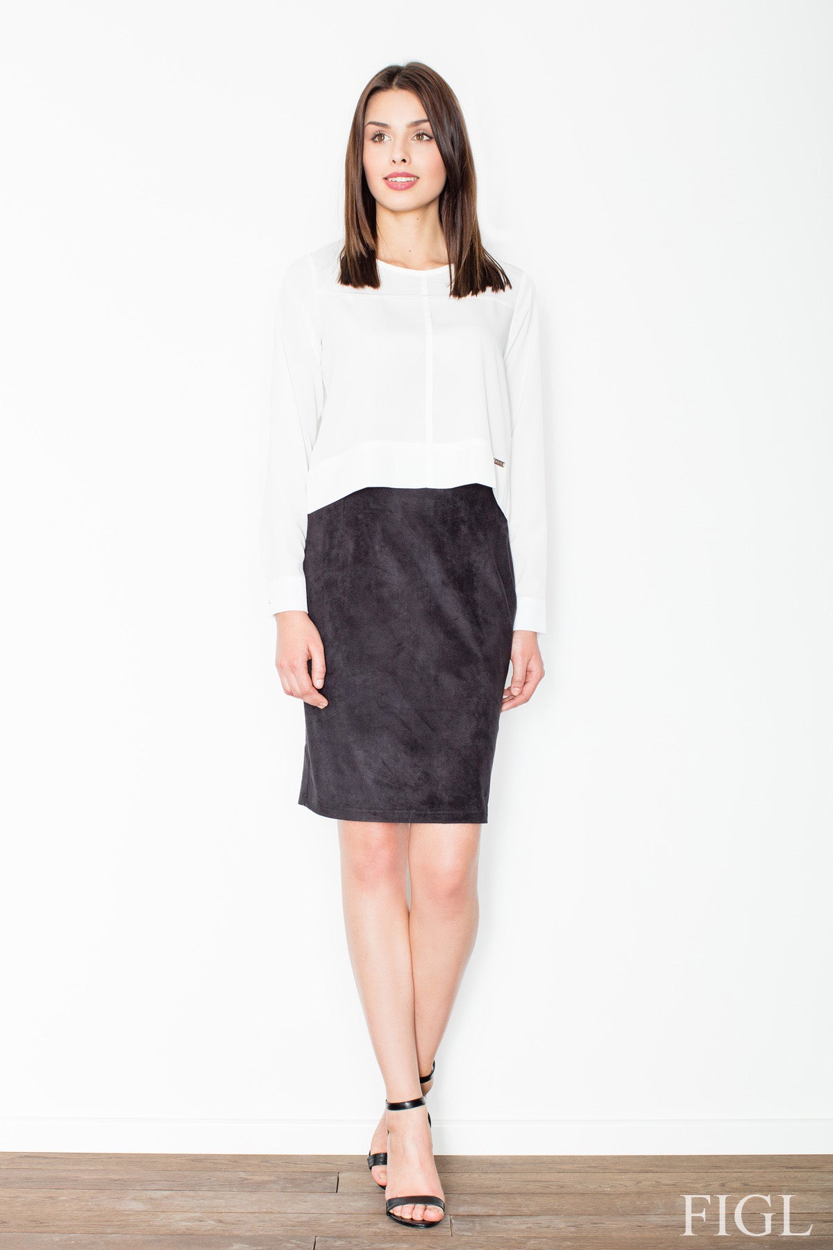 Straight skirt