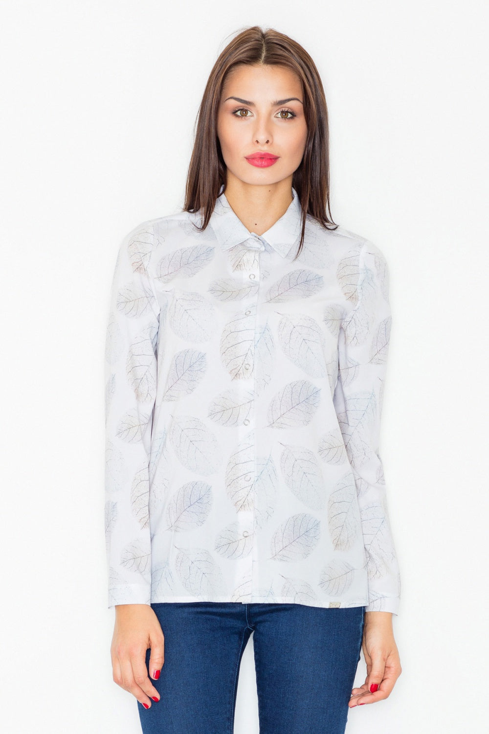 Loose shirt