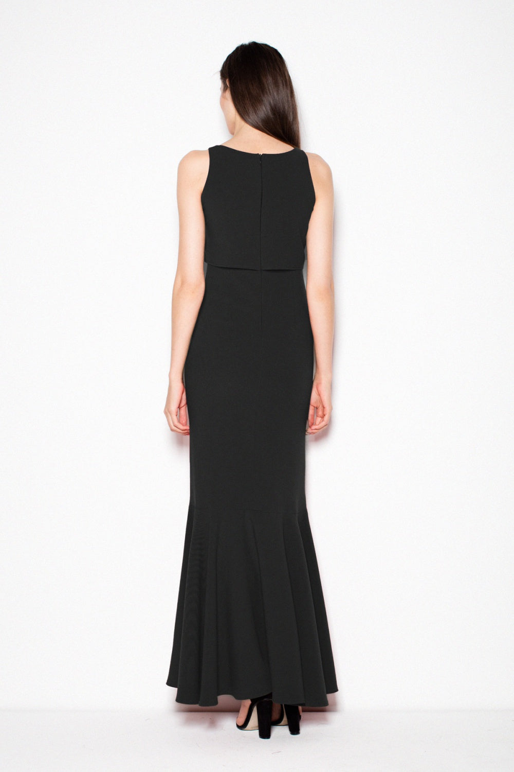 Flowing dress