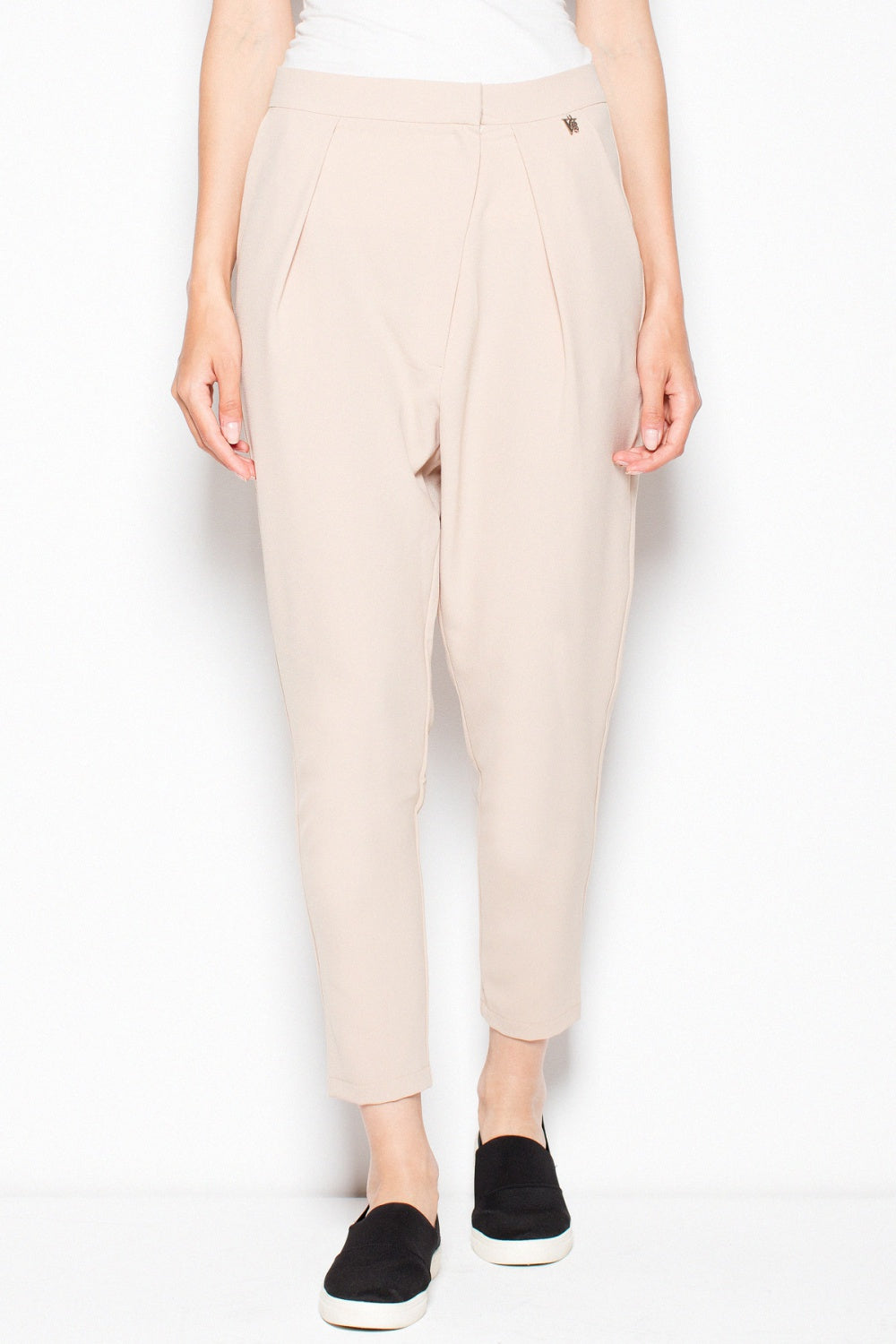 Tapered trousers