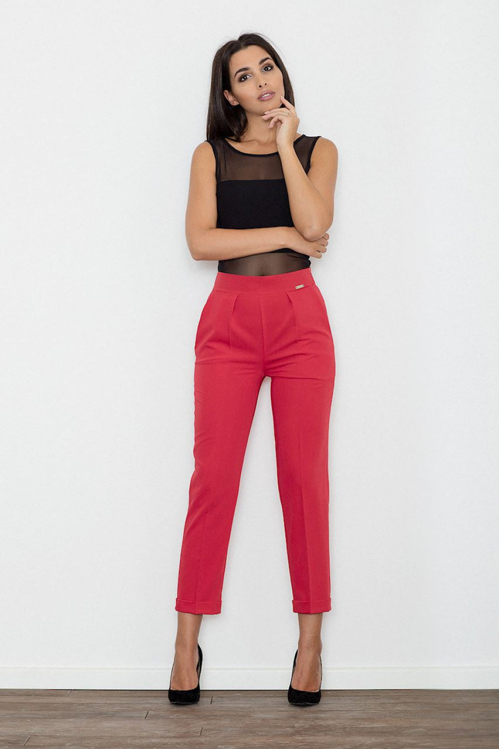 Cropped trousers