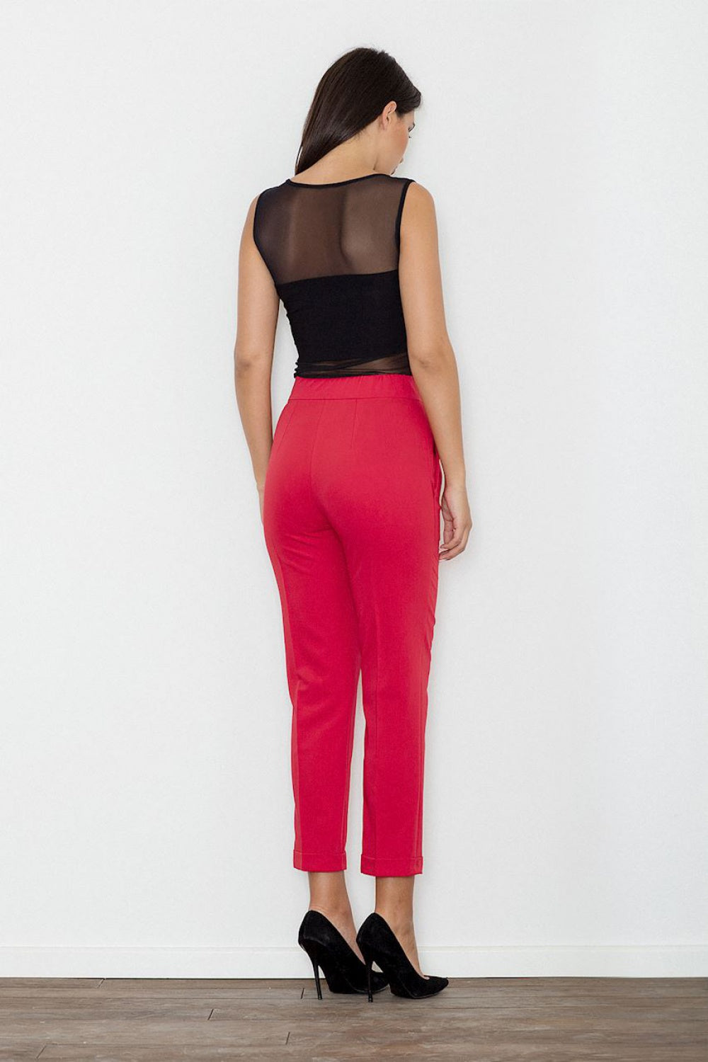 Cropped trousers