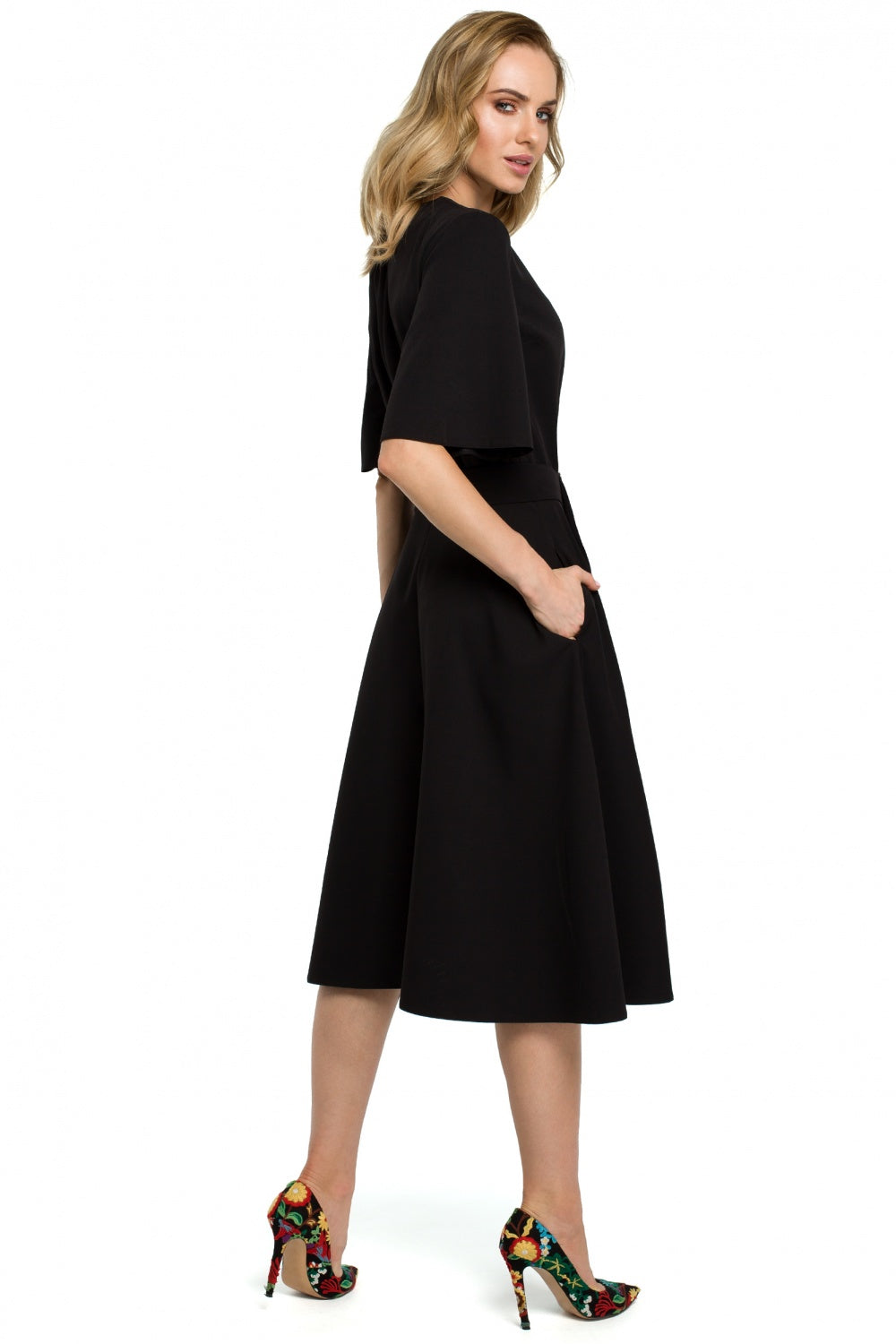 Airy dress