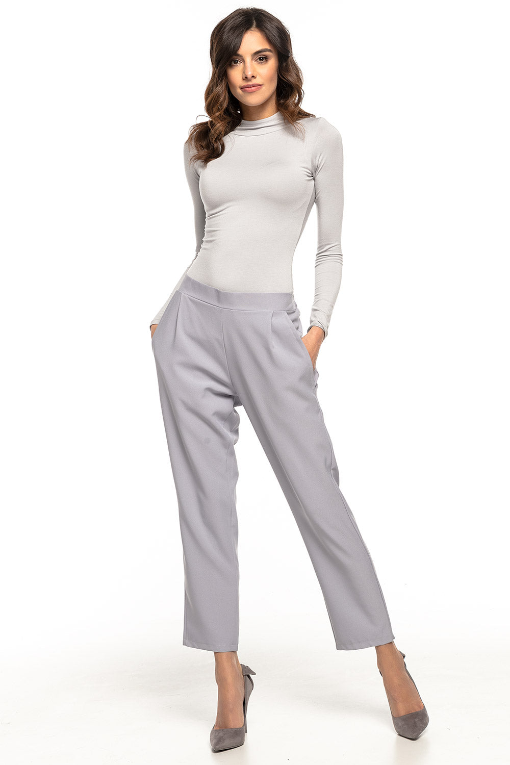 Pleated trousers