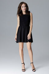 Minimalist dress