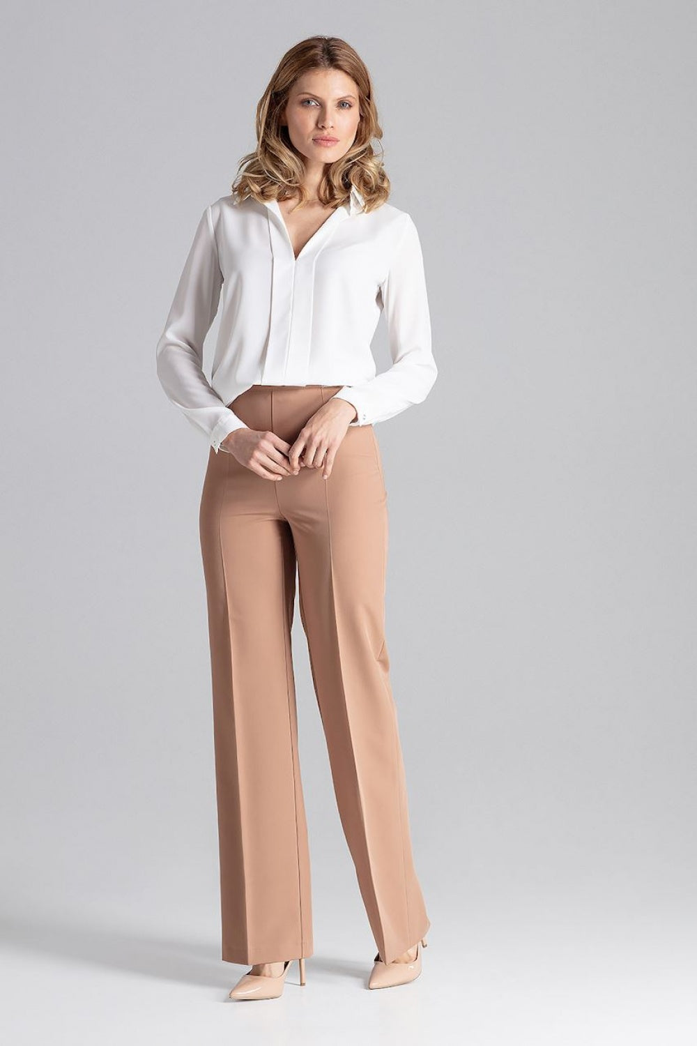 Wide-leg trousers