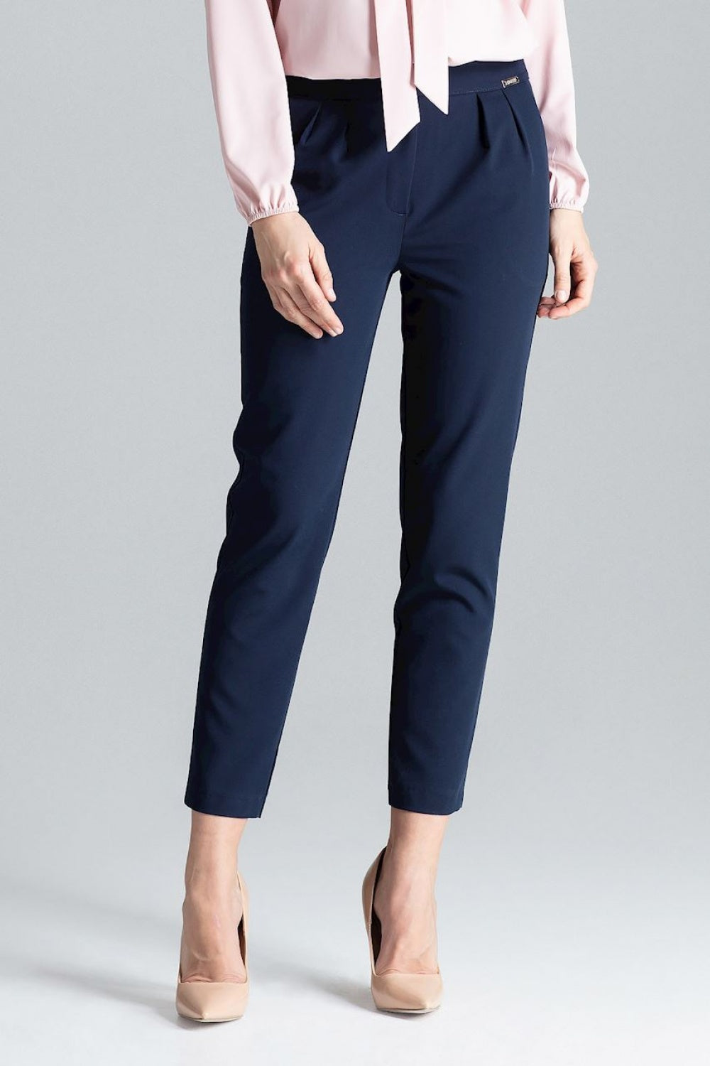 Pleated trousers