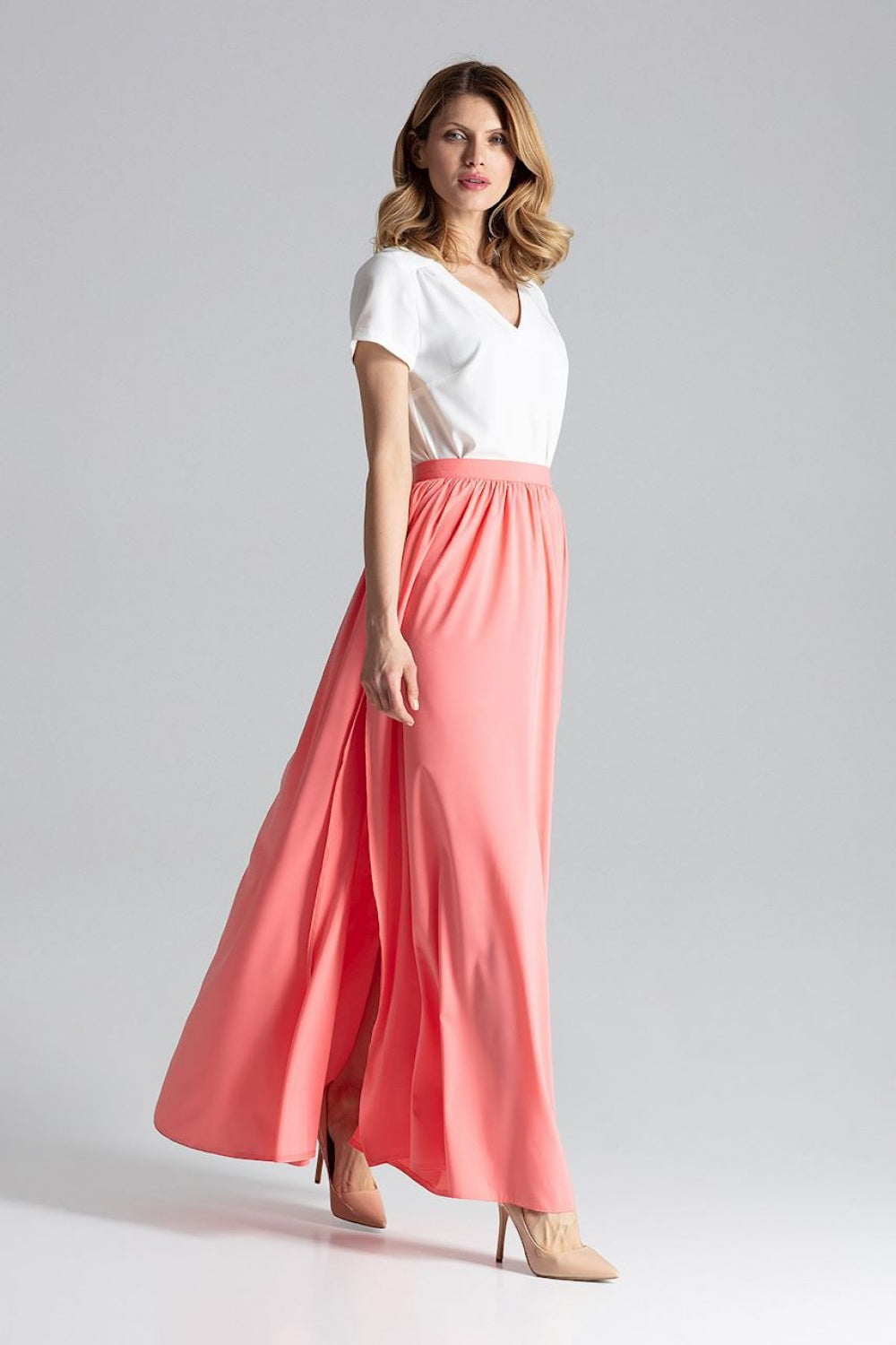 Wide skirt