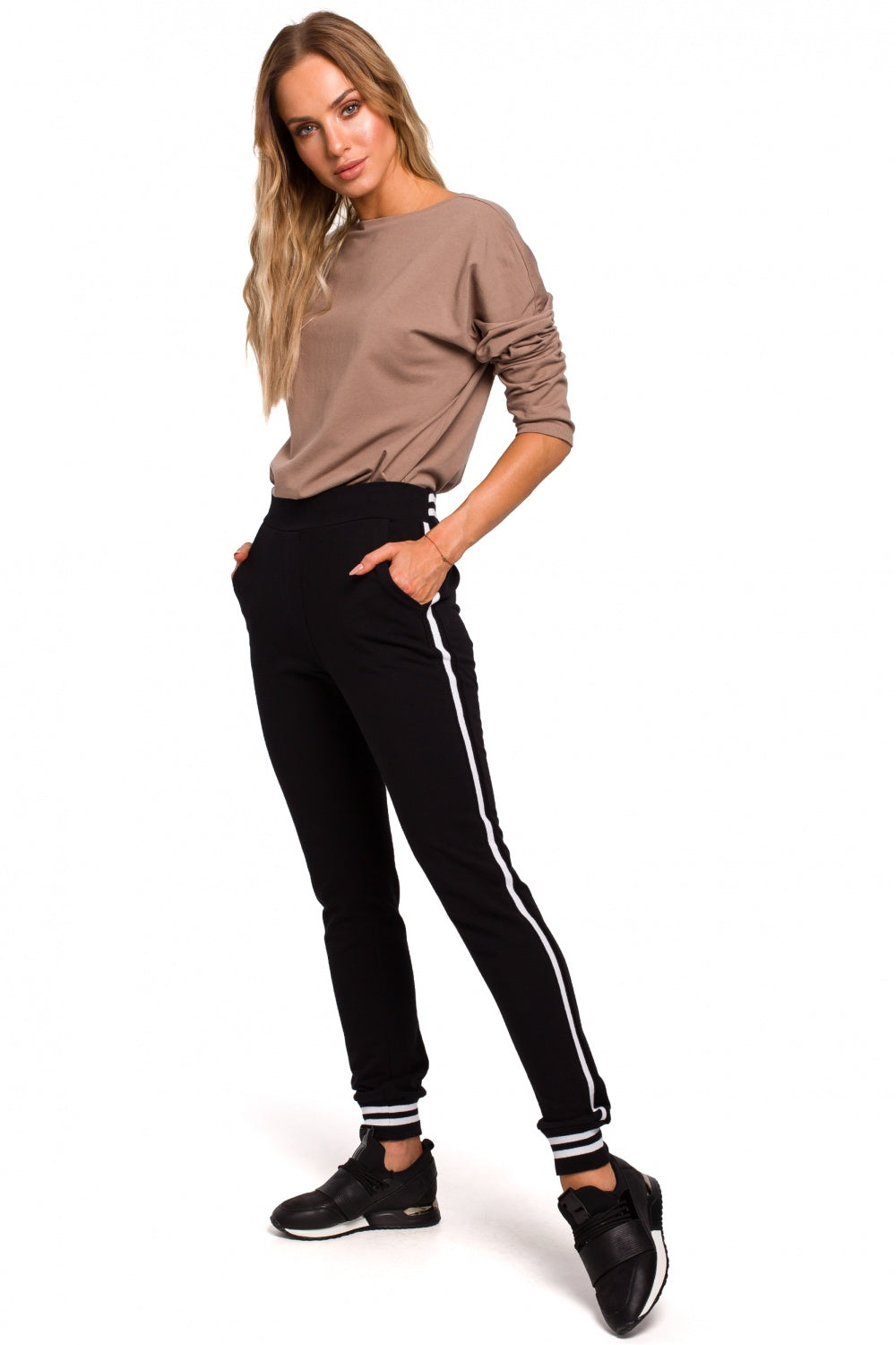 Ribbed trousers