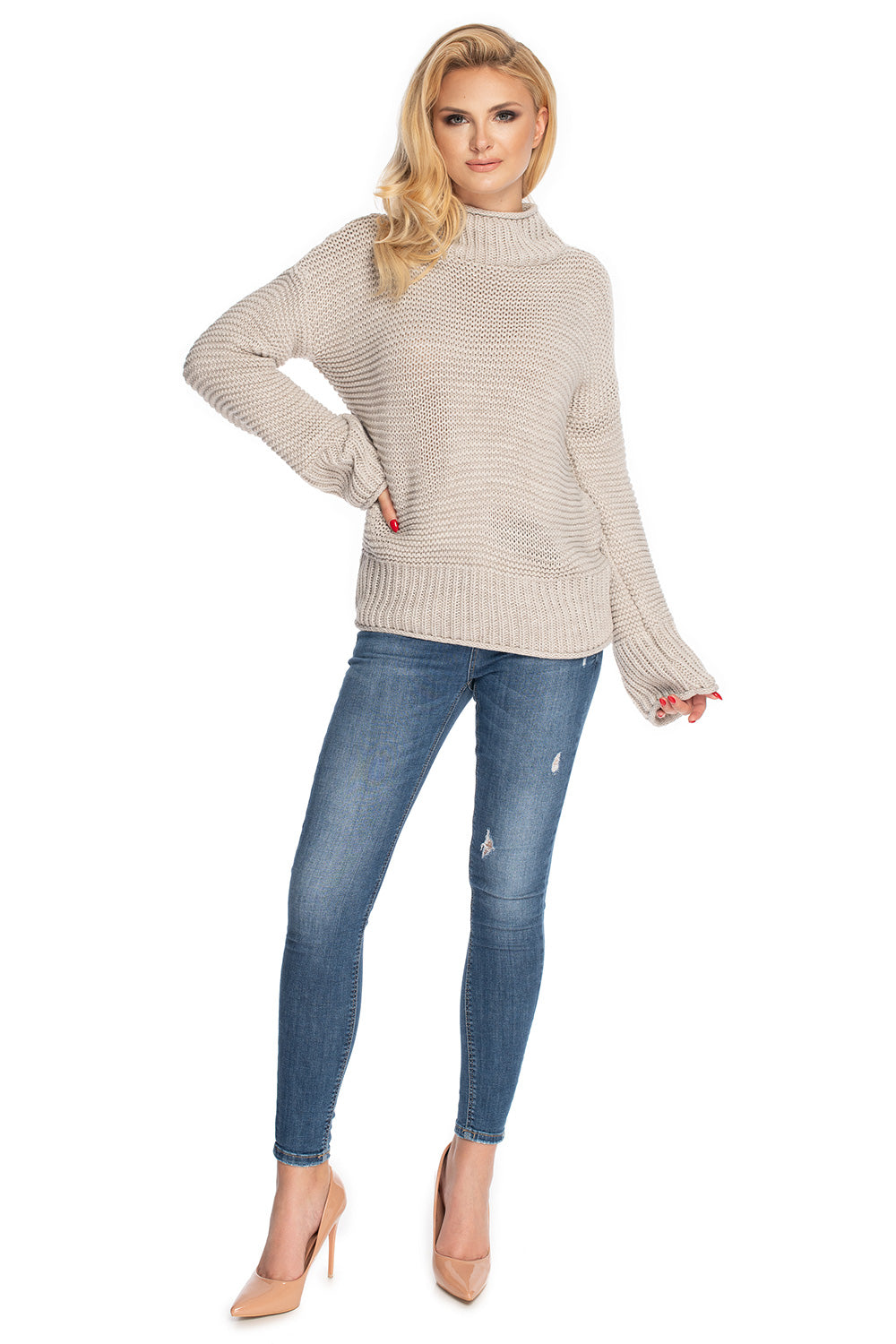 Loose jumper
