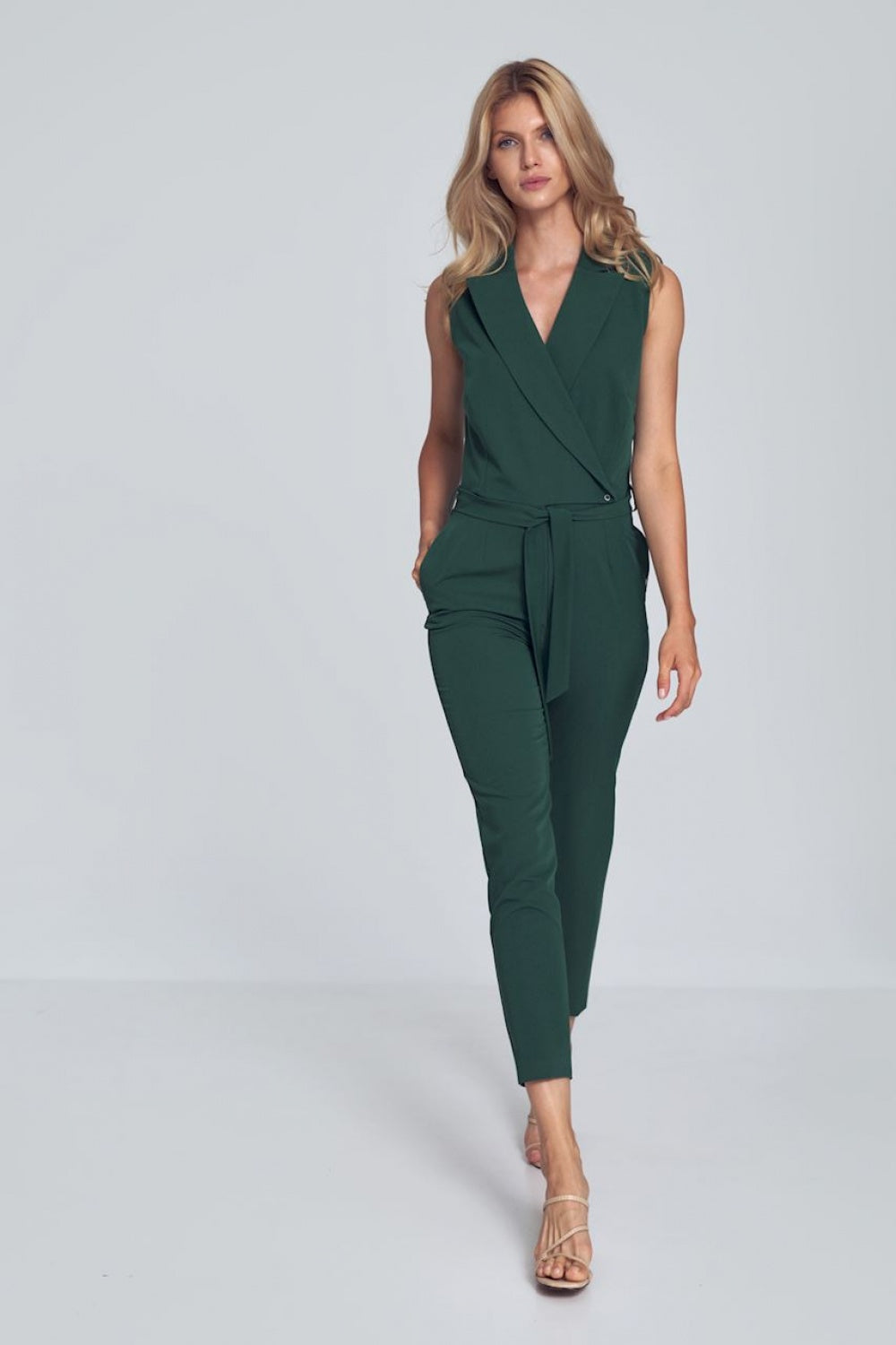Sleeveless playsuit