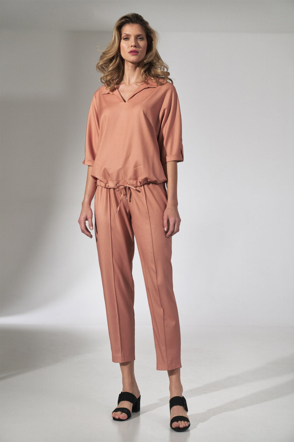 Tapered trousers