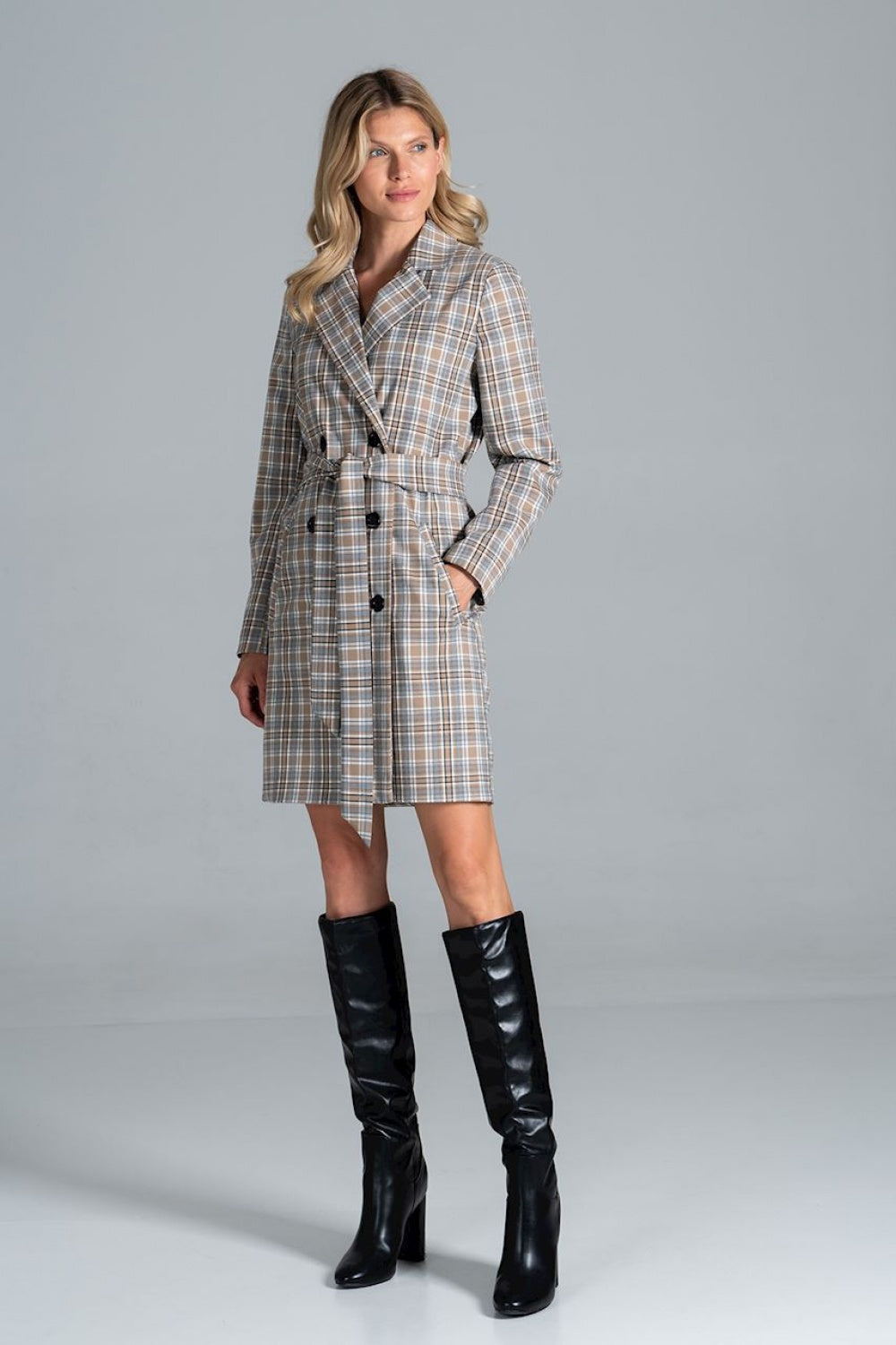 Polyester coat
