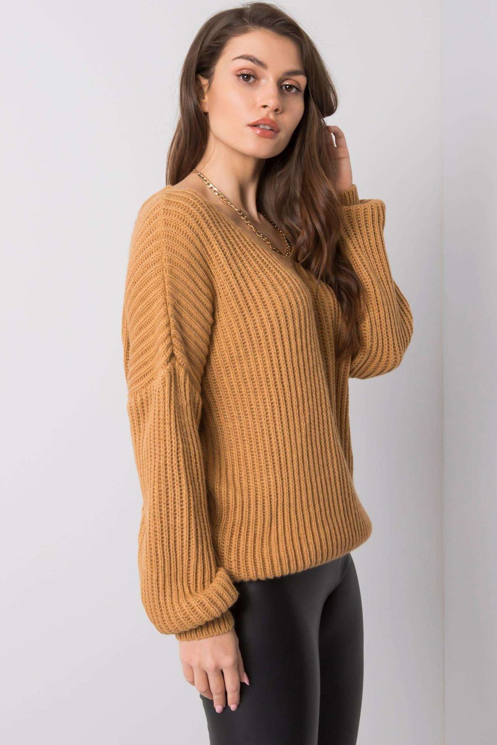 Camel jumper