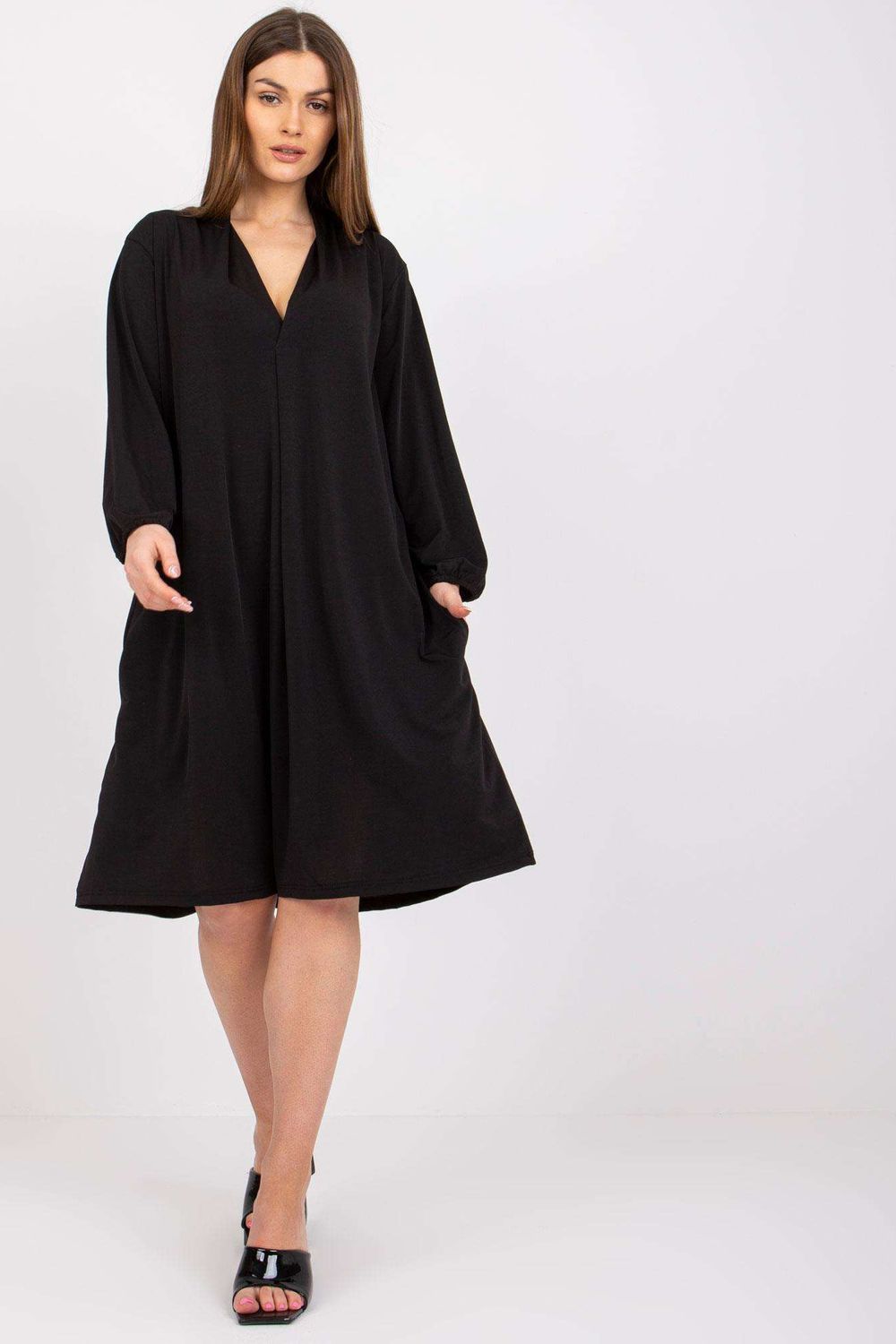 Loose-fitting dress