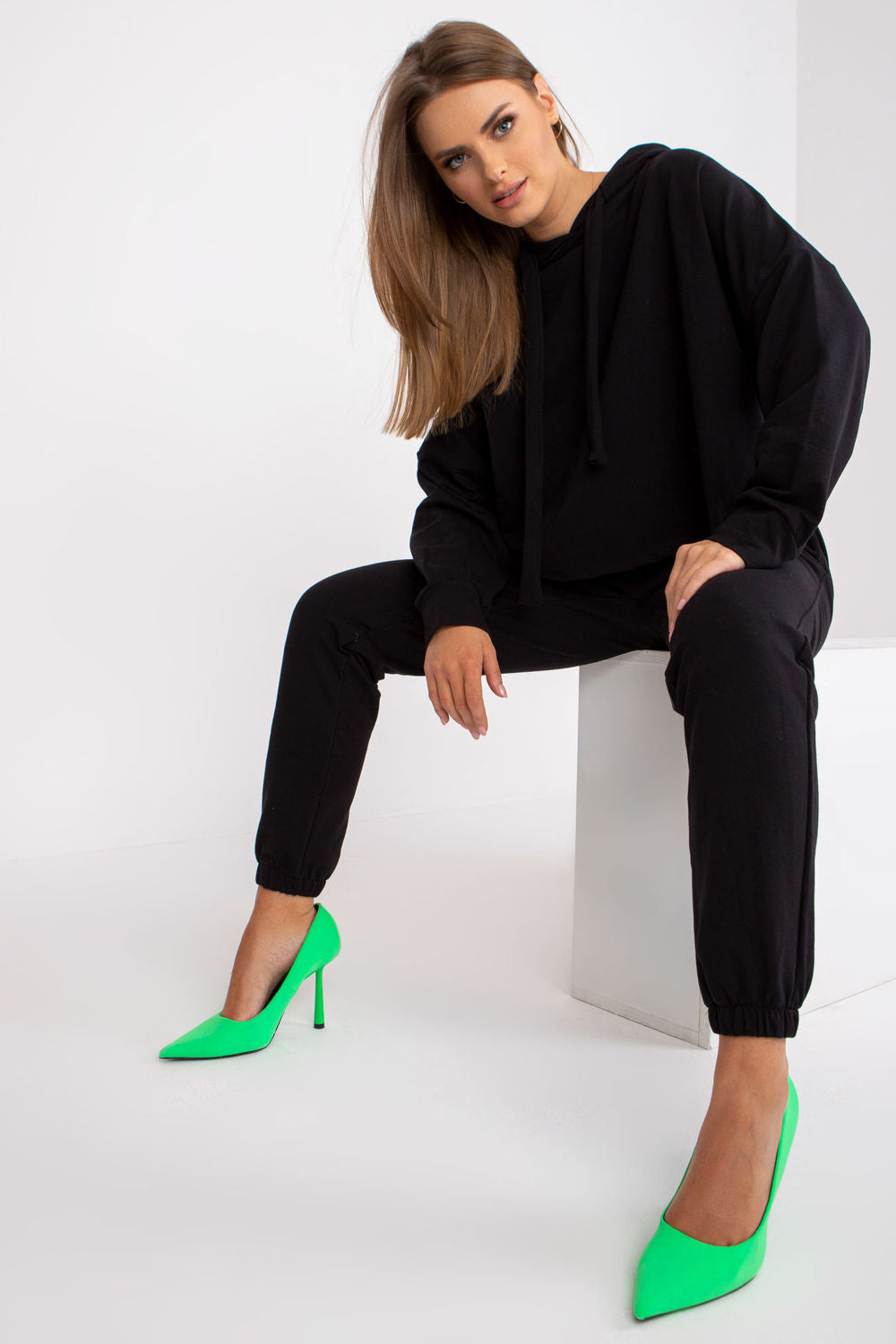 Elastic trousers