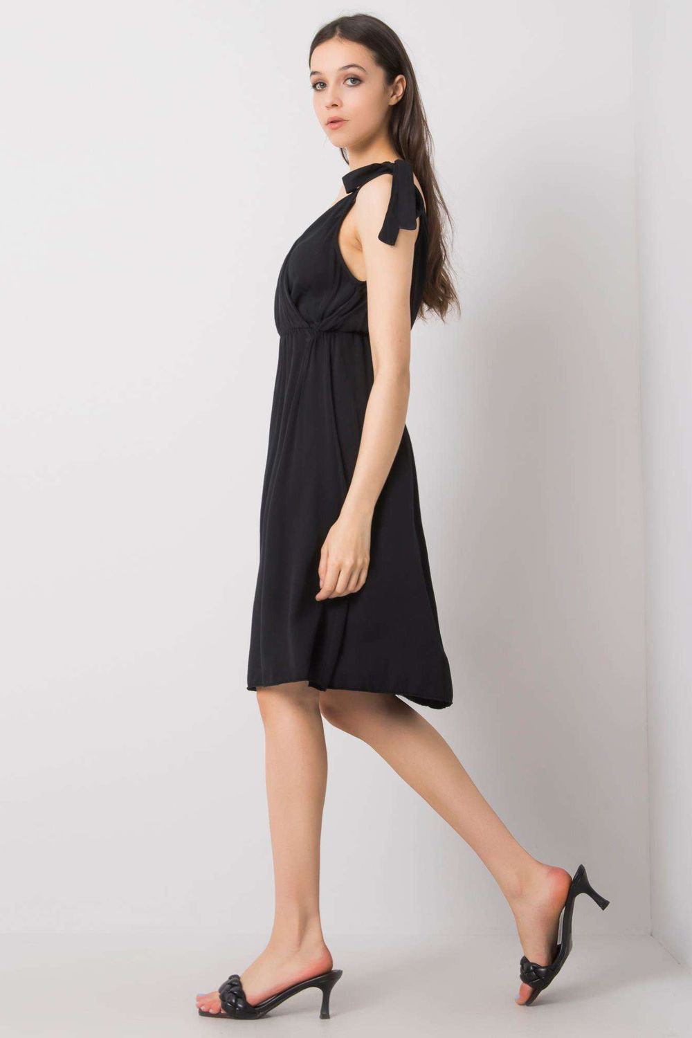 Sleeveless dress