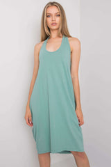 Sleeveless dress