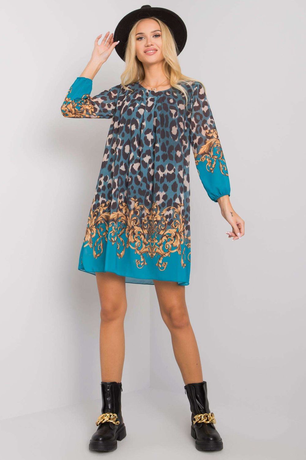 Loose dress