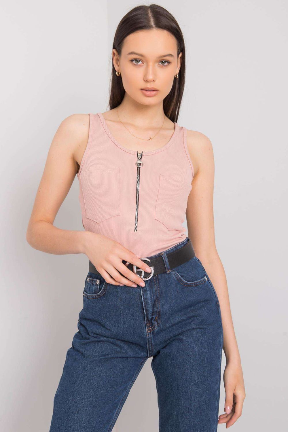 Zipped top