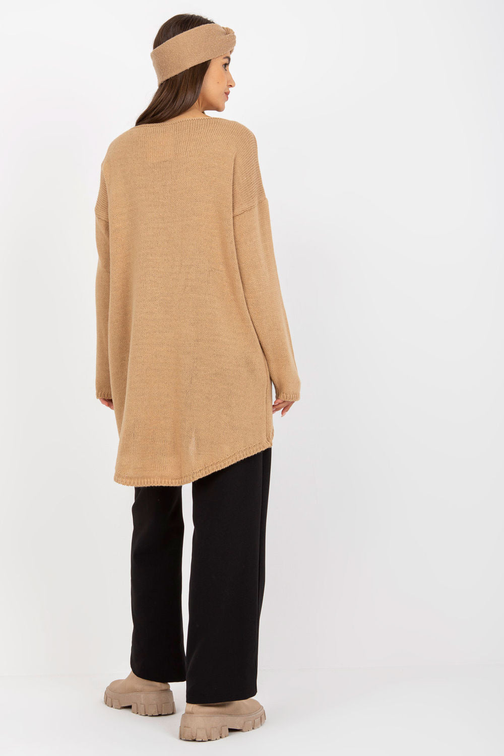 Loose jumper
