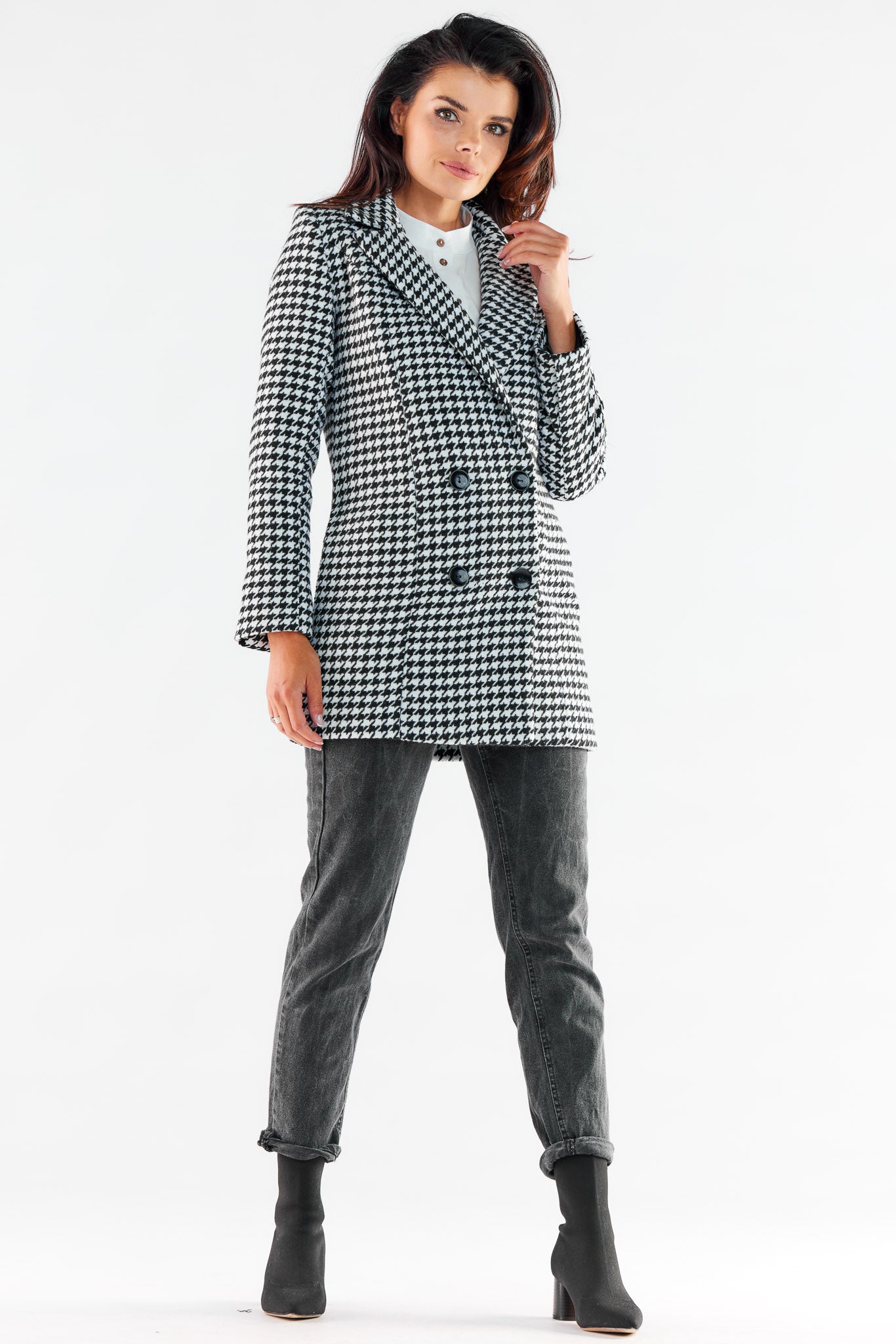 Double-breasted coat from Awama