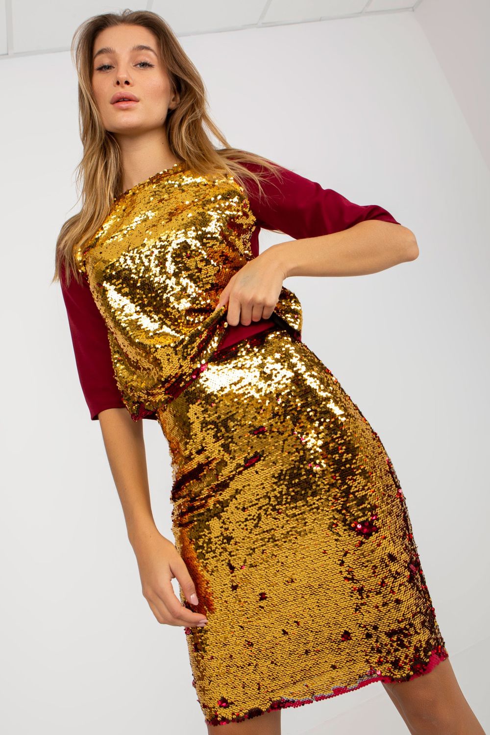 Sequined skirt