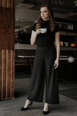 Wide-leg trousers