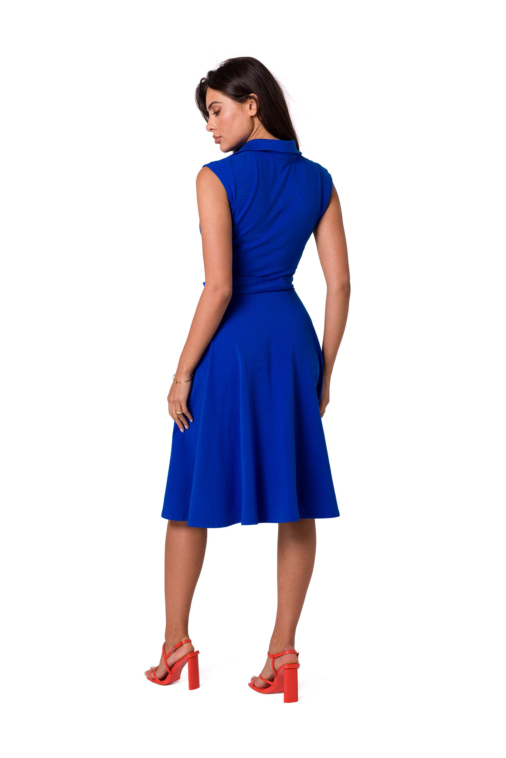 Sleeveless dress