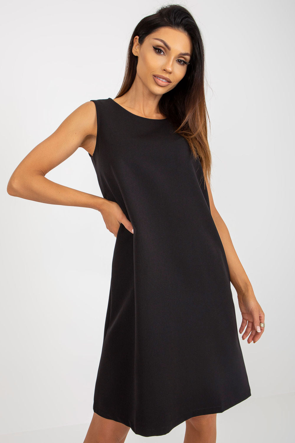 Sleeveless dress