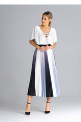 Pleated skirt