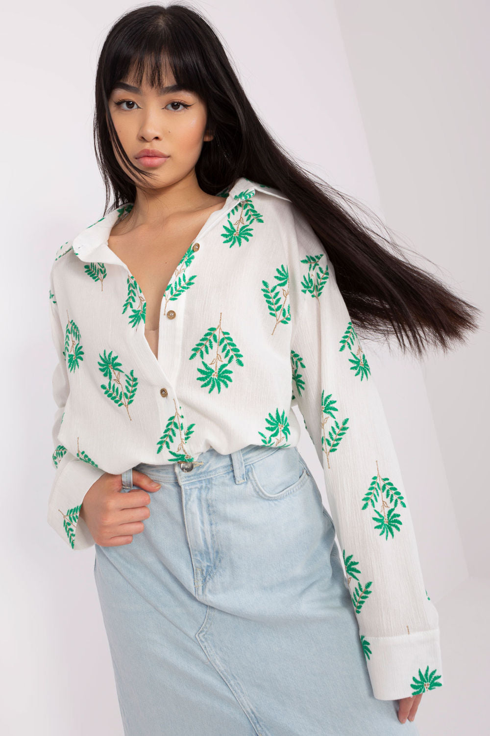 Embroidered shirt