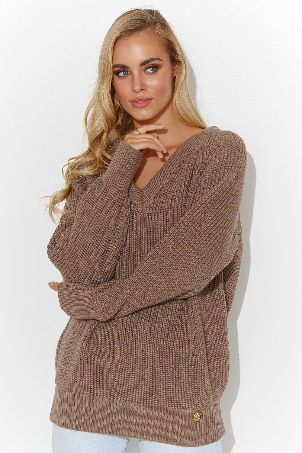 Loose jumper